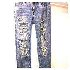 Super Stretch ripped jeans